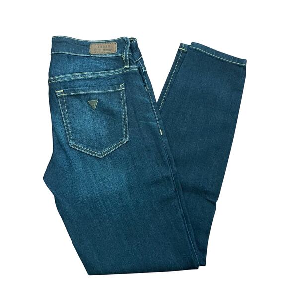 Guess Power Curvy Mid Rise Ultra skinny Leg 26 Short NWT - Picture 1 of 7